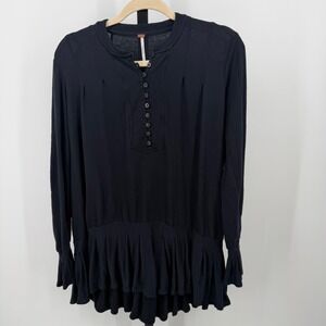 Free People Size XS Black Long Sleeve Button Up Peasant Tunic Top‎ Ruffle Hem